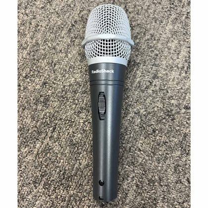 RadioShack 33-128 Super Cardioid Dynamic Handheld Vocal Mic (Pre-Owned)