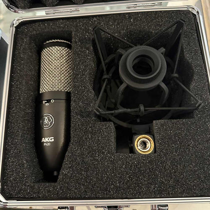 AKG P420 Multi-Pattern Large Diaphragm True Condenser Microphone w/ Case (Pre-Owned)