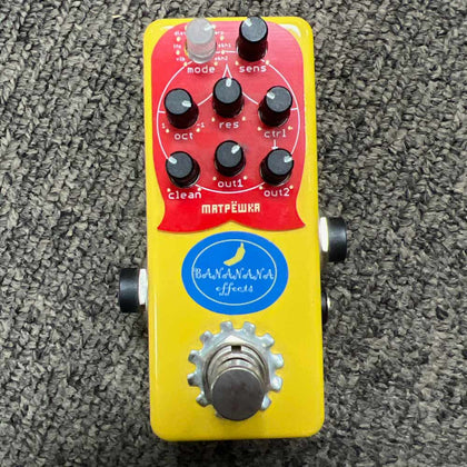 Banana Effects Matryoshka 8-Mode Bass Synth Pedal (Pre-Owned)